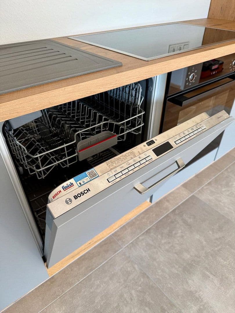 Prenájom bytu 2-izbový 60 m², Hauptstraße 4, Singen (Hohentwiel), Bádensko-Wurttembersko Prenájom bytu 2-izbový 60 m², Hauptstraße 4, Singen (Hohentwiel), Bádensko-Wurttembersko