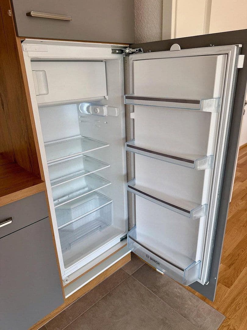 Prenájom bytu 2-izbový 60 m², Hauptstraße 4, Singen (Hohentwiel), Bádensko-Wurttembersko Prenájom bytu 2-izbový 60 m², Hauptstraße 4, Singen (Hohentwiel), Bádensko-Wurttembersko