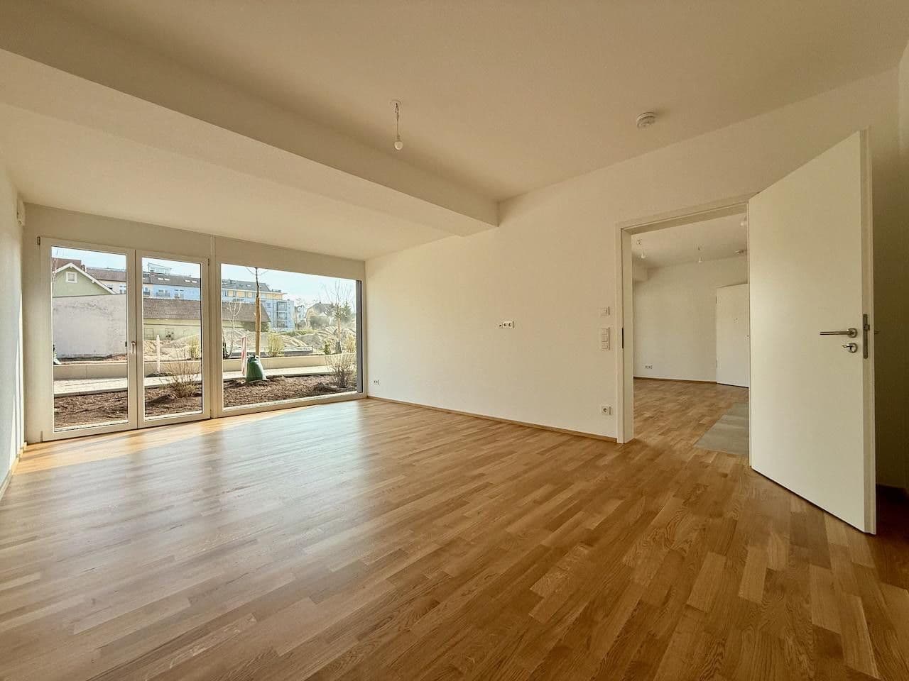 Prenájom bytu 2-izbový 60 m², Hauptstraße 4, Singen (Hohentwiel), Bádensko-Wurttembersko Prenájom bytu 2-izbový 60 m², Hauptstraße 4, Singen (Hohentwiel), Bádensko-Wurttembersko