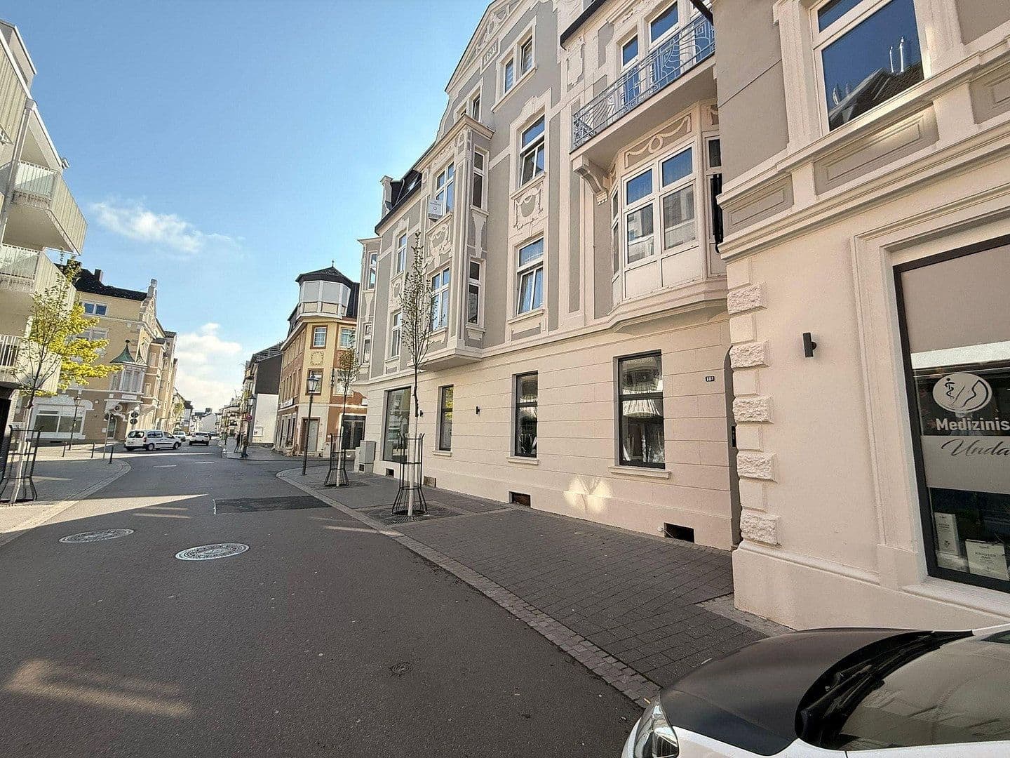 Prenájom bytu 4-izbový 102 m², Kreuzstrasse 18a, Bad Neuenahr-Ahrweiler, Porýnie-Falcko Prenájom bytu 4-izbový 102 m², Kreuzstrasse 18a, Bad Neuenahr-Ahrweiler, Porýnie-Falcko