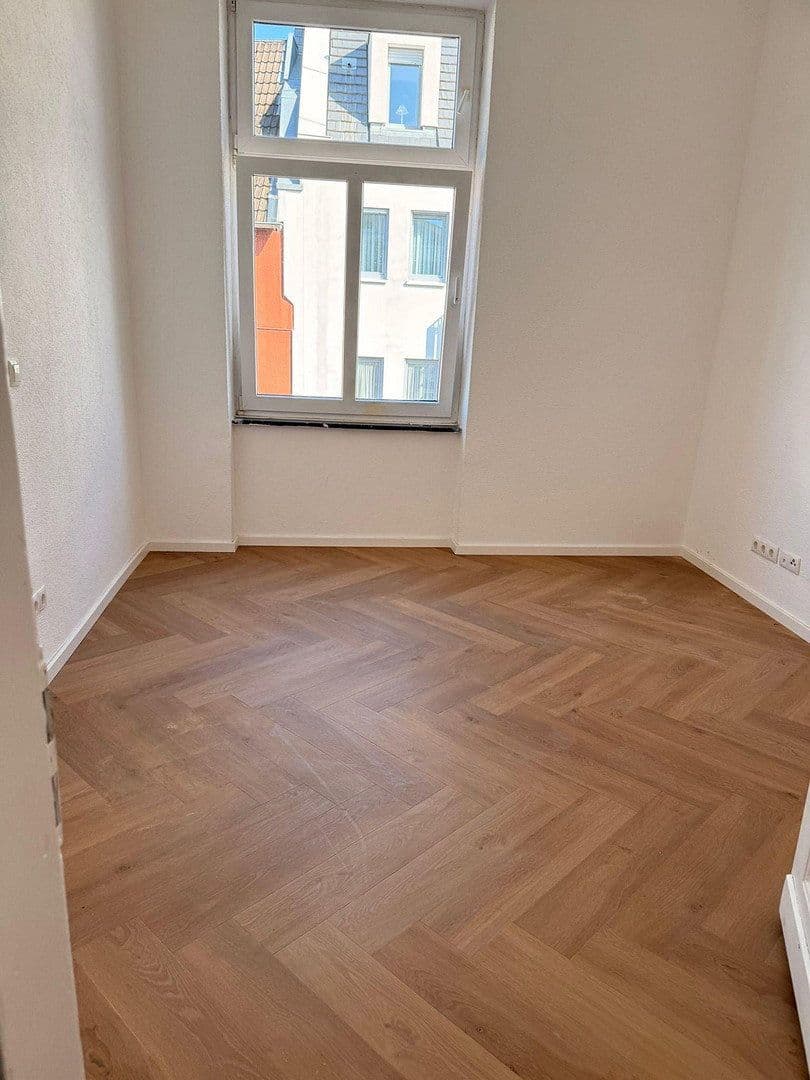 Prenájom bytu 4-izbový 102 m², Kreuzstrasse 18a, Bad Neuenahr-Ahrweiler, Porýnie-Falcko Prenájom bytu 4-izbový 102 m², Kreuzstrasse 18a, Bad Neuenahr-Ahrweiler, Porýnie-Falcko