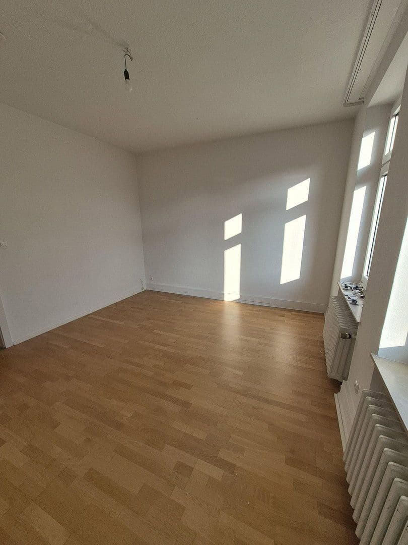 Prenájom bytu 3-izbový 86 m², Viehauser Berg 31, Essen, Ruhr, Severné Porýnie - Westfálsko Prenájom bytu 3-izbový 86 m², Viehauser Berg 31, Essen, Ruhr, Severné Porýnie - Westfálsko