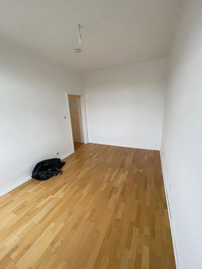Prenájom bytu 3-izbový 86 m², Viehauser Berg 31, Essen, Ruhr, Severné Porýnie - Westfálsko Prenájom bytu 3-izbový 86 m², Viehauser Berg 31, Essen, Ruhr, Severné Porýnie - Westfálsko