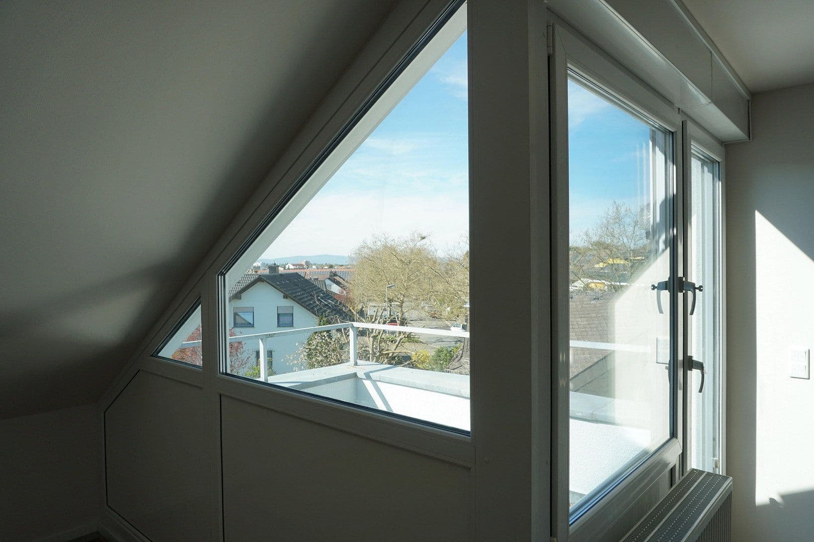 Prenájom bytu 1-izbový 48 m², Dreieich, Hesensko Prenájom bytu 1-izbový 48 m², Dreieich, Hesensko