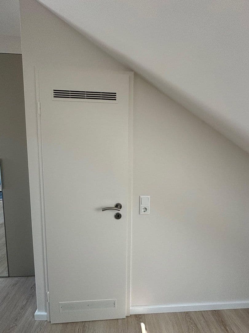 Prenájom bytu 1-izbový 48 m², Dreieich, Hesensko Prenájom bytu 1-izbový 48 m², Dreieich, Hesensko