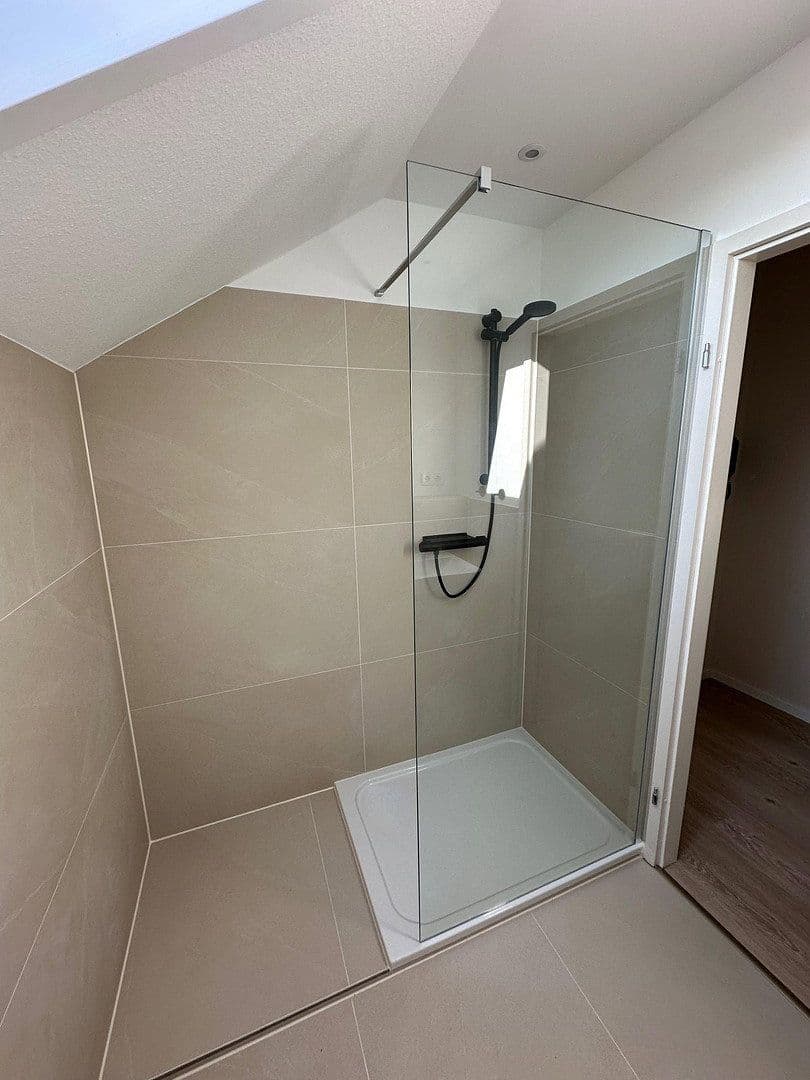 Prenájom bytu 1-izbový 48 m², Dreieich, Hesensko Prenájom bytu 1-izbový 48 m², Dreieich, Hesensko