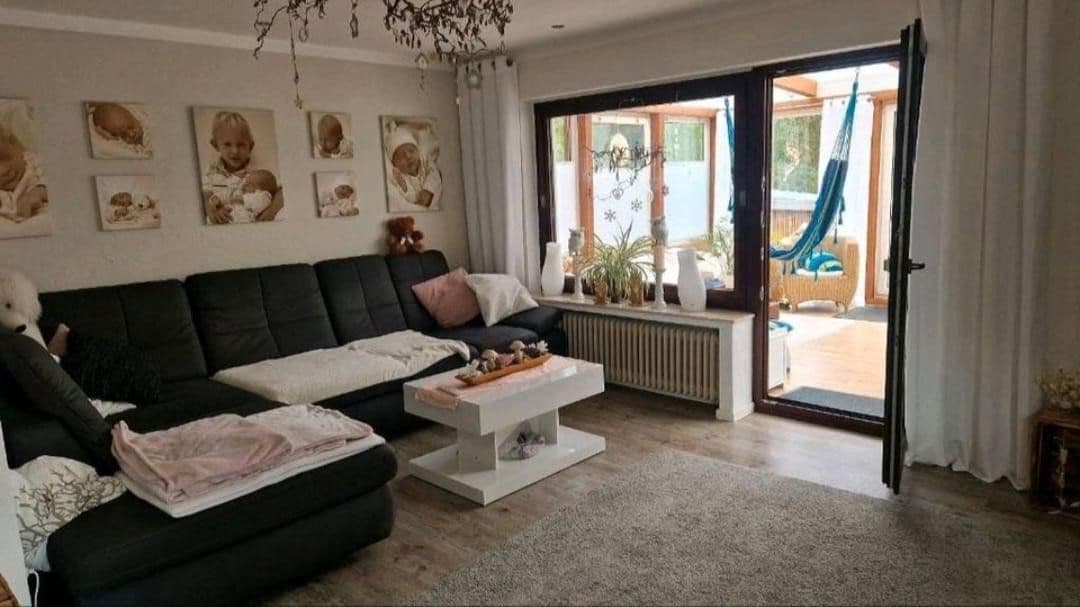 Predaj domu 200 m², pozemek 881 m², Hasperder Straße 32, Hameln, Dolné Sasko Predaj domu 200 m², pozemek 881 m², Hasperder Straße 32, Hameln, Dolné Sasko
