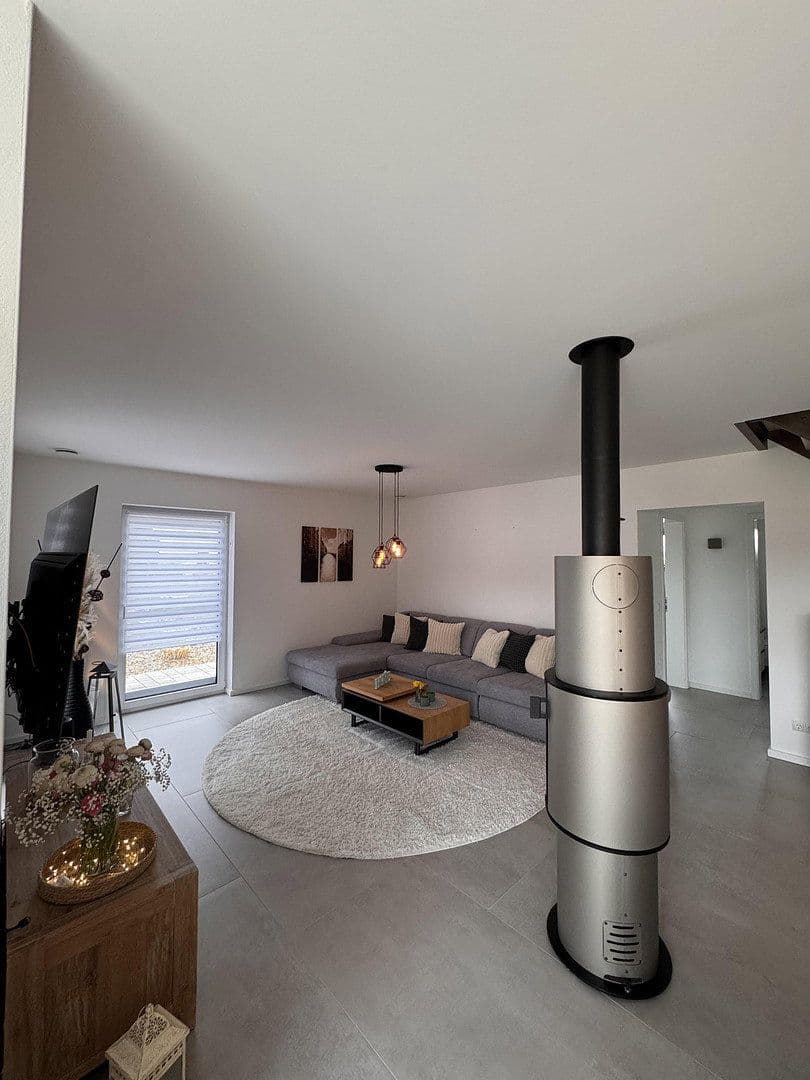 Predaj domu 178 m², pozemek 1.683 m², Mellenthin, Meklenbursko-Predpomoransko Predaj domu 178 m², pozemek 1.683 m², Mellenthin, Meklenbursko-Predpomoransko