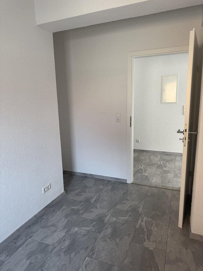 Prenájom bytu 3-izbový 75 m², Ittlingen, Bádensko-Wurttembersko Prenájom bytu 3-izbový 75 m², Ittlingen, Bádensko-Wurttembersko