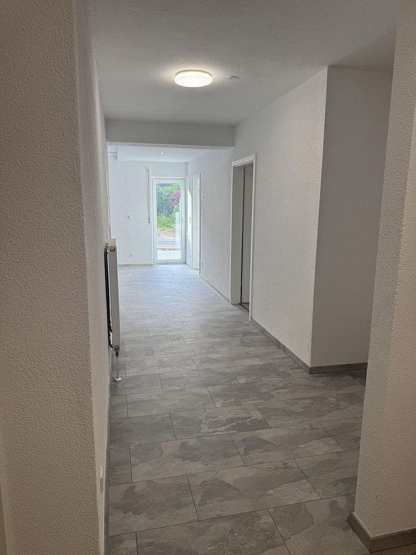 Prenájom bytu 3-izbový 75 m², Ittlingen, Bádensko-Wurttembersko Prenájom bytu 3-izbový 75 m², Ittlingen, Bádensko-Wurttembersko