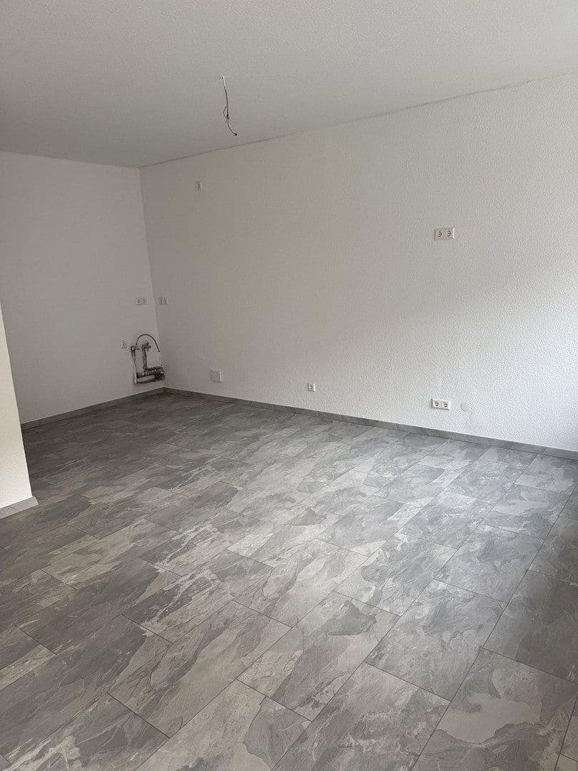 Prenájom bytu 3-izbový 75 m², Ittlingen, Bádensko-Wurttembersko Prenájom bytu 3-izbový 75 m², Ittlingen, Bádensko-Wurttembersko