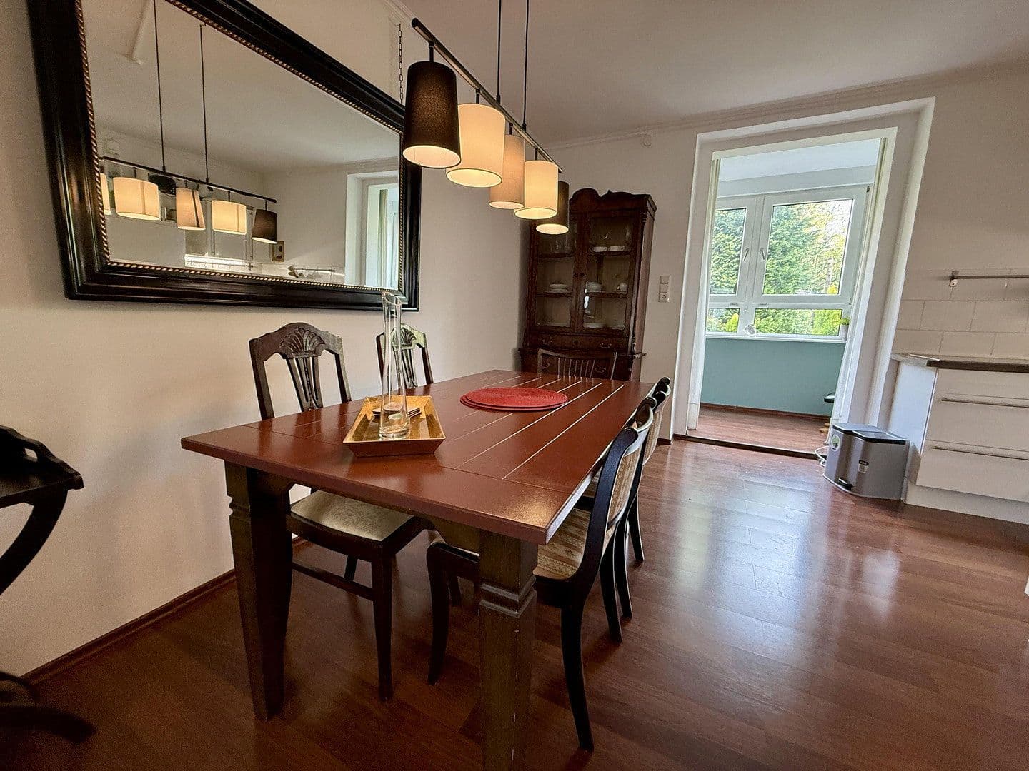 Prenájom bytu 2-izbový 60 m², Hainstraße 78, Wuppertal, Severné Porýnie - Westfálsko Prenájom bytu 2-izbový 60 m², Hainstraße 78, Wuppertal, Severné Porýnie - Westfálsko