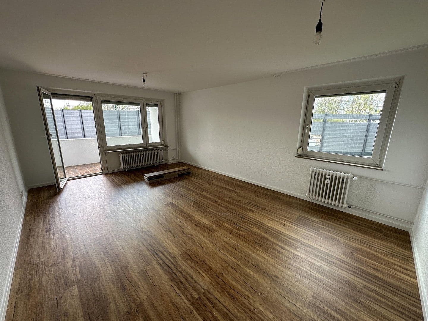 Prenájom bytu 3-izbový 80 m², Unterboihinger Straße 61, Oberboihingen, Bádensko-Wurttembersko Prenájom bytu 3-izbový 80 m², Unterboihinger Straße 61, Oberboihingen, Bádensko-Wurttembersko