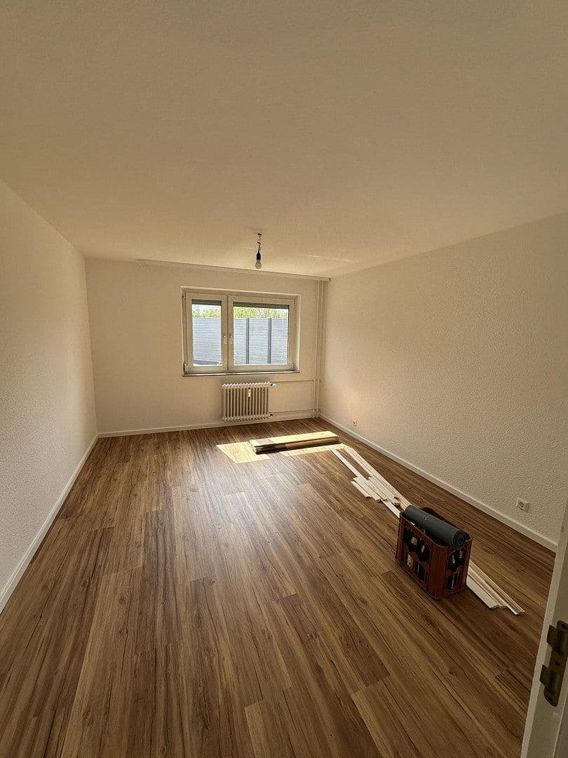 Prenájom bytu 3-izbový 80 m², Unterboihinger Straße 61, Oberboihingen, Bádensko-Wurttembersko Prenájom bytu 3-izbový 80 m², Unterboihinger Straße 61, Oberboihingen, Bádensko-Wurttembersko