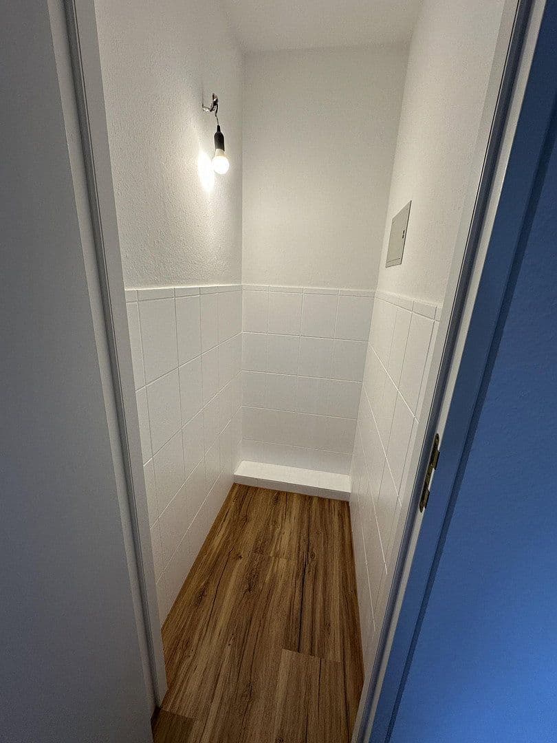 Prenájom bytu 3-izbový 80 m², Unterboihinger Straße 61, Oberboihingen, Bádensko-Wurttembersko Prenájom bytu 3-izbový 80 m², Unterboihinger Straße 61, Oberboihingen, Bádensko-Wurttembersko