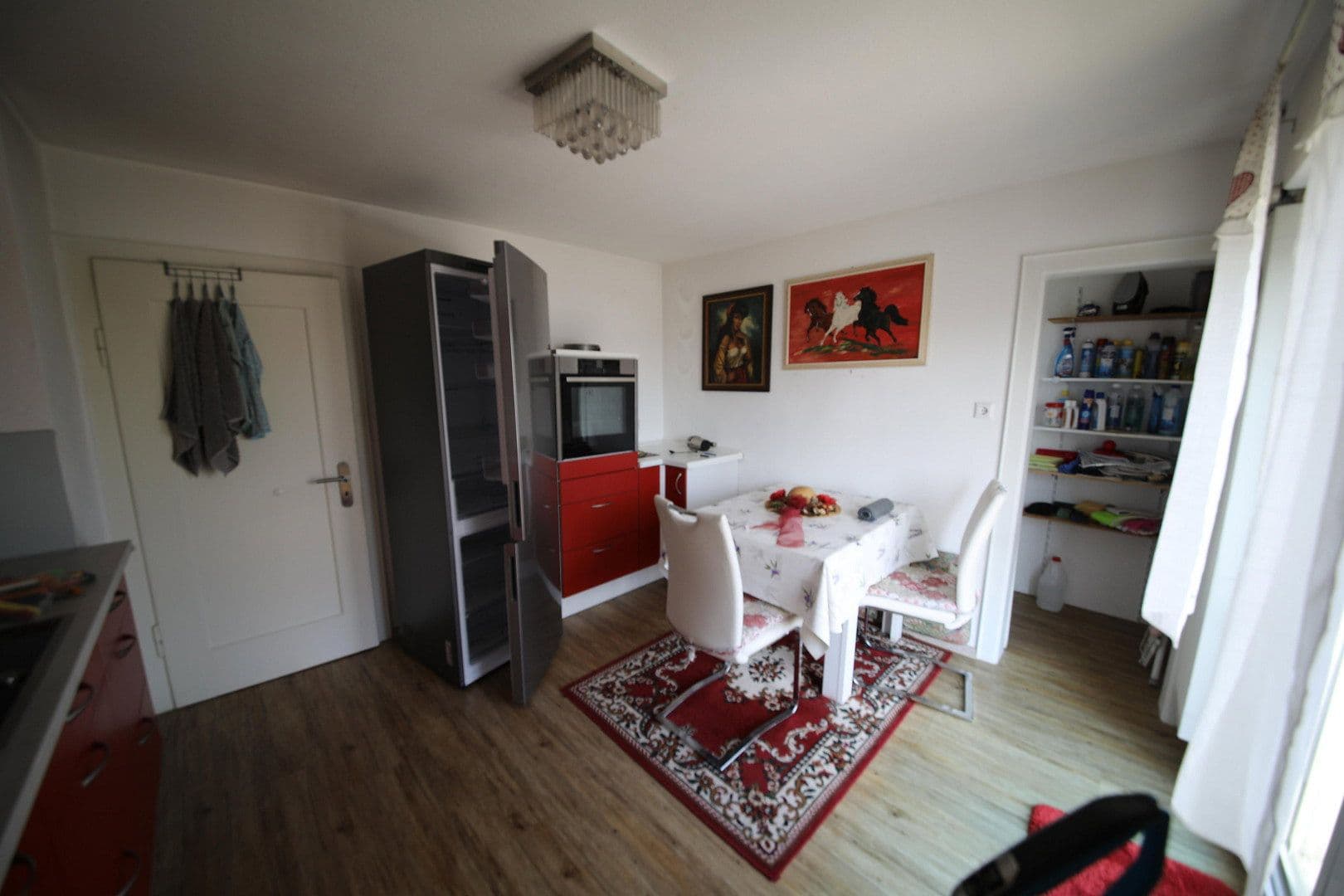 Predaj domu 200 m², pozemek 1.159 m², Ebersbach-Musbach, Bádensko-Wurttembersko Predaj domu 200 m², pozemek 1.159 m², Ebersbach-Musbach, Bádensko-Wurttembersko