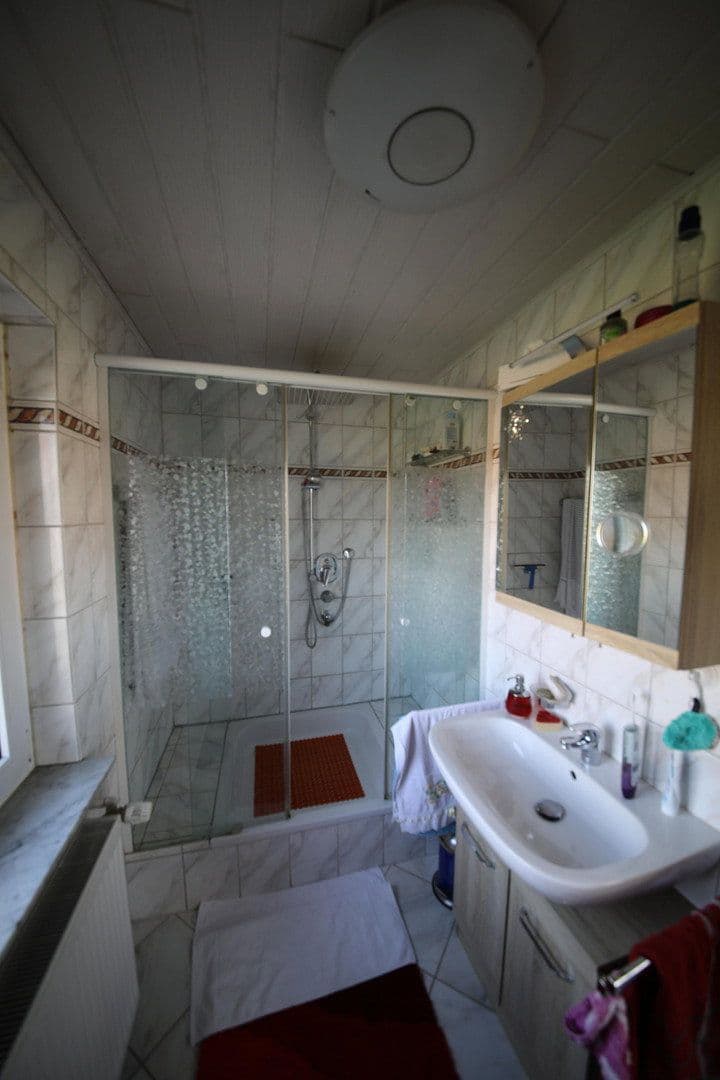 Predaj domu 200 m², pozemek 1.159 m², Ebersbach-Musbach, Bádensko-Wurttembersko Predaj domu 200 m², pozemek 1.159 m², Ebersbach-Musbach, Bádensko-Wurttembersko