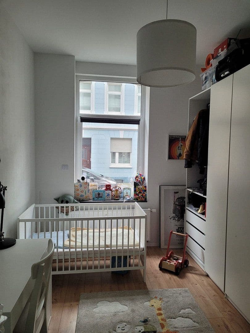 Prenájom bytu 2-izbový 93 m², Wilhelm-Strauß-Straße 88, Mönchengladbach, Severné Porýnie - Westfálsko Prenájom bytu 2-izbový 93 m², Wilhelm-Strauß-Straße 88, Mönchengladbach, Severné Porýnie - Westfálsko