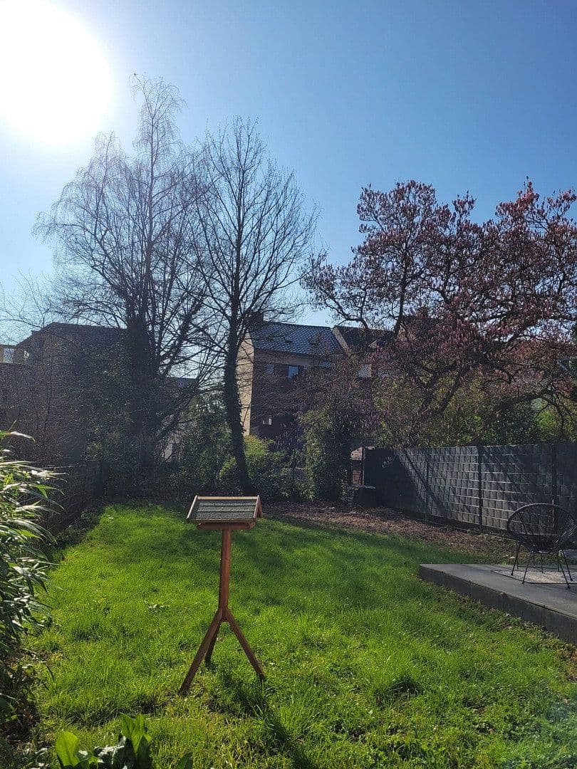 Prenájom bytu 2-izbový 93 m², Wilhelm-Strauß-Straße 88, Mönchengladbach, Severné Porýnie - Westfálsko Prenájom bytu 2-izbový 93 m², Wilhelm-Strauß-Straße 88, Mönchengladbach, Severné Porýnie - Westfálsko