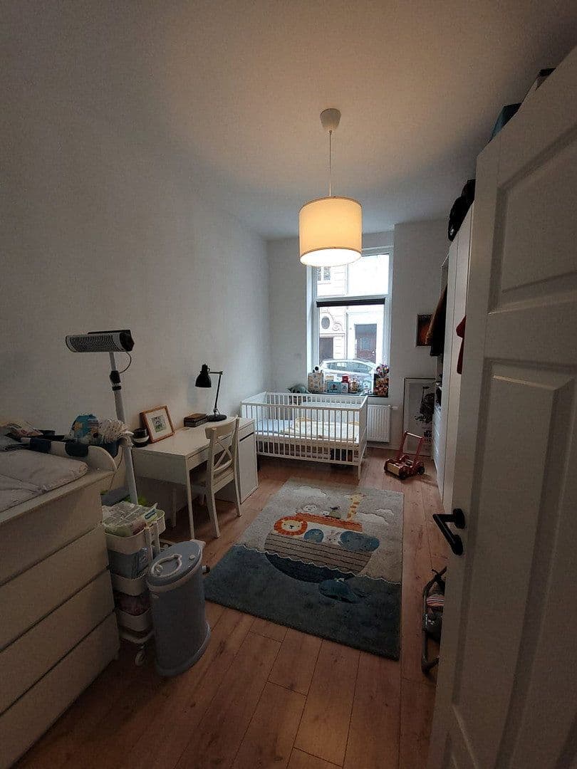 Prenájom bytu 2-izbový 93 m², Wilhelm-Strauß-Straße 88, Mönchengladbach, Severné Porýnie - Westfálsko Prenájom bytu 2-izbový 93 m², Wilhelm-Strauß-Straße 88, Mönchengladbach, Severné Porýnie - Westfálsko