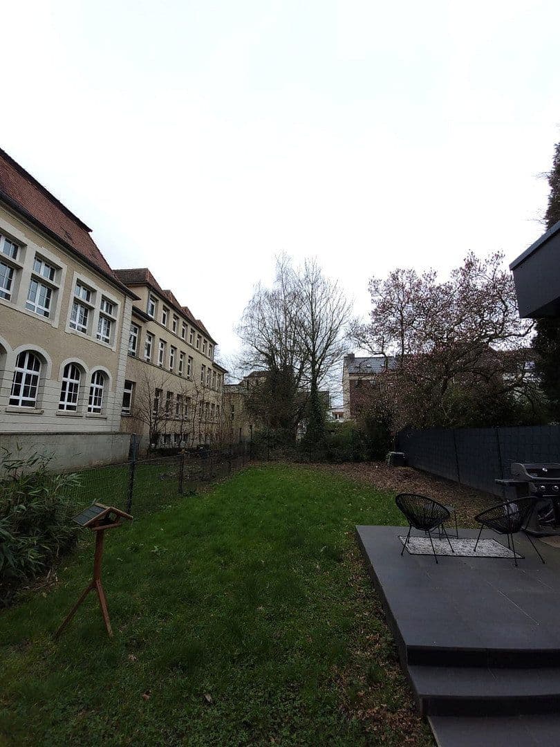 Prenájom bytu 2-izbový 93 m², Wilhelm-Strauß-Straße 88, Mönchengladbach, Severné Porýnie - Westfálsko Prenájom bytu 2-izbový 93 m², Wilhelm-Strauß-Straße 88, Mönchengladbach, Severné Porýnie - Westfálsko