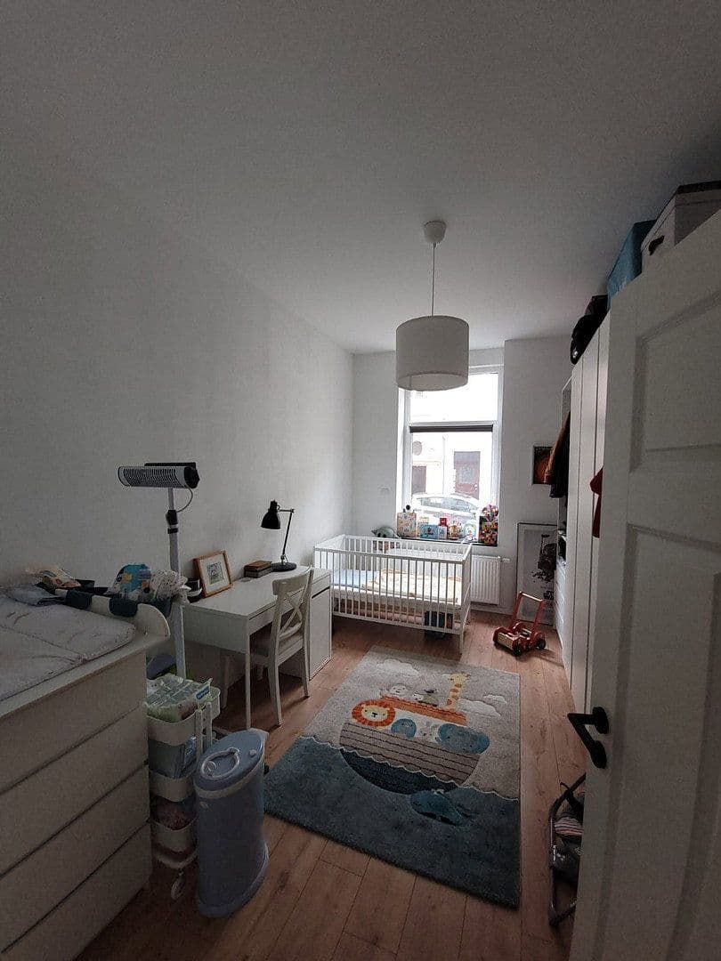 Prenájom bytu 2-izbový 93 m², Wilhelm-Strauß-Straße 88, Mönchengladbach, Severné Porýnie - Westfálsko Prenájom bytu 2-izbový 93 m², Wilhelm-Strauß-Straße 88, Mönchengladbach, Severné Porýnie - Westfálsko