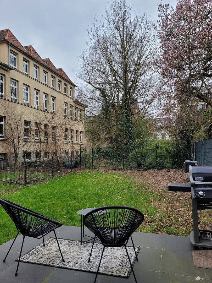 Prenájom bytu 2-izbový 93 m², Wilhelm-Strauß-Straße 88, Mönchengladbach, Severné Porýnie - Westfálsko Prenájom bytu 2-izbový 93 m², Wilhelm-Strauß-Straße 88, Mönchengladbach, Severné Porýnie - Westfálsko