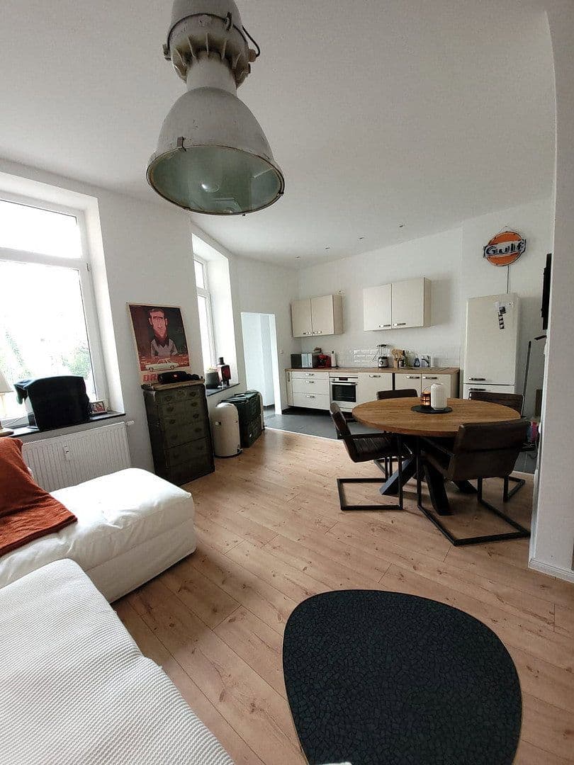 Prenájom bytu 2-izbový 93 m², Wilhelm-Strauß-Straße 88, Mönchengladbach, Severné Porýnie - Westfálsko Prenájom bytu 2-izbový 93 m², Wilhelm-Strauß-Straße 88, Mönchengladbach, Severné Porýnie - Westfálsko