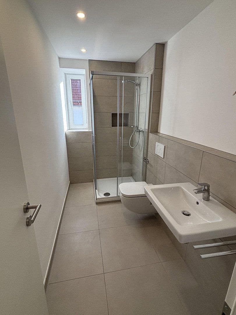 Prenájom bytu 3-izbový 63 m², Miltenbergstraße 18, Augsburg, Bavorsko Prenájom bytu 3-izbový 63 m², Miltenbergstraße 18, Augsburg, Bavorsko