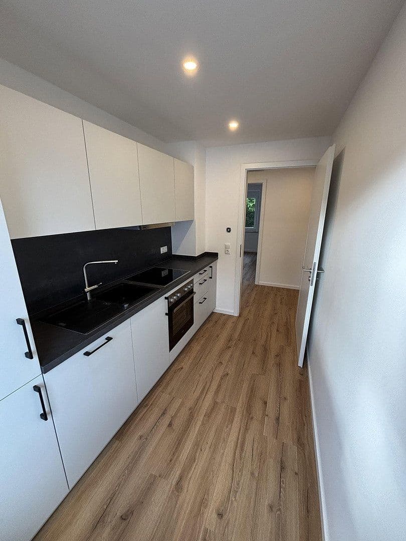 Prenájom bytu 3-izbový 63 m², Miltenbergstraße 18, Augsburg, Bavorsko Prenájom bytu 3-izbový 63 m², Miltenbergstraße 18, Augsburg, Bavorsko