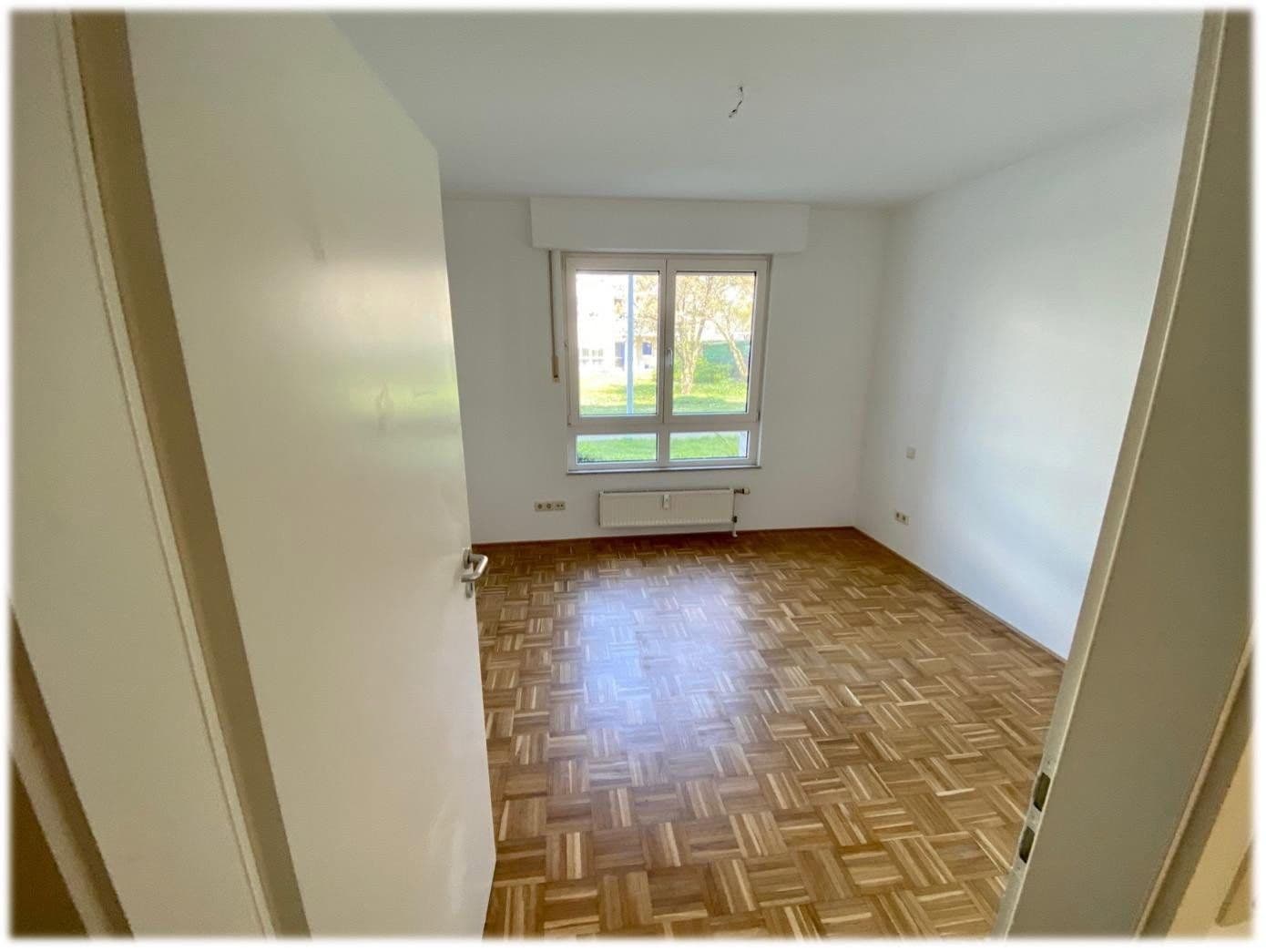 Prenájom bytu 3-izbový 80 m², Weißdornweg 14, Bonn, Severné Porýnie - Westfálsko Prenájom bytu 3-izbový 80 m², Weißdornweg 14, Bonn, Severné Porýnie - Westfálsko