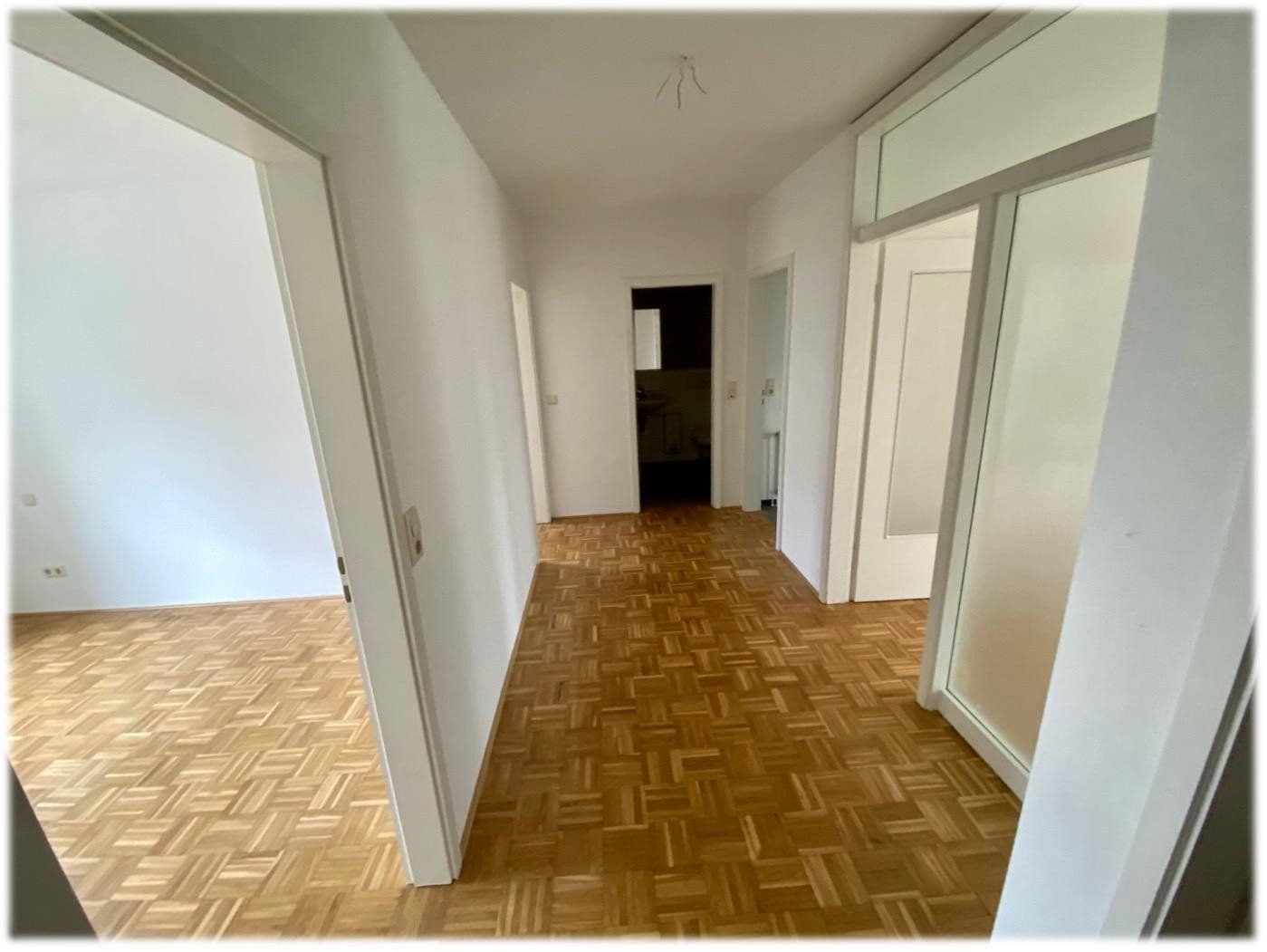 Prenájom bytu 3-izbový 80 m², Weißdornweg 14, Bonn, Severné Porýnie - Westfálsko Prenájom bytu 3-izbový 80 m², Weißdornweg 14, Bonn, Severné Porýnie - Westfálsko