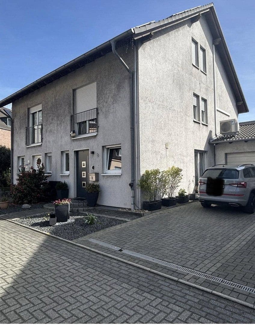 Predaj domu 145 m², pozemek 291 m², Duisburg, Severné Porýnie - Westfálsko Predaj domu 145 m², pozemek 291 m², Duisburg, Severné Porýnie - Westfálsko