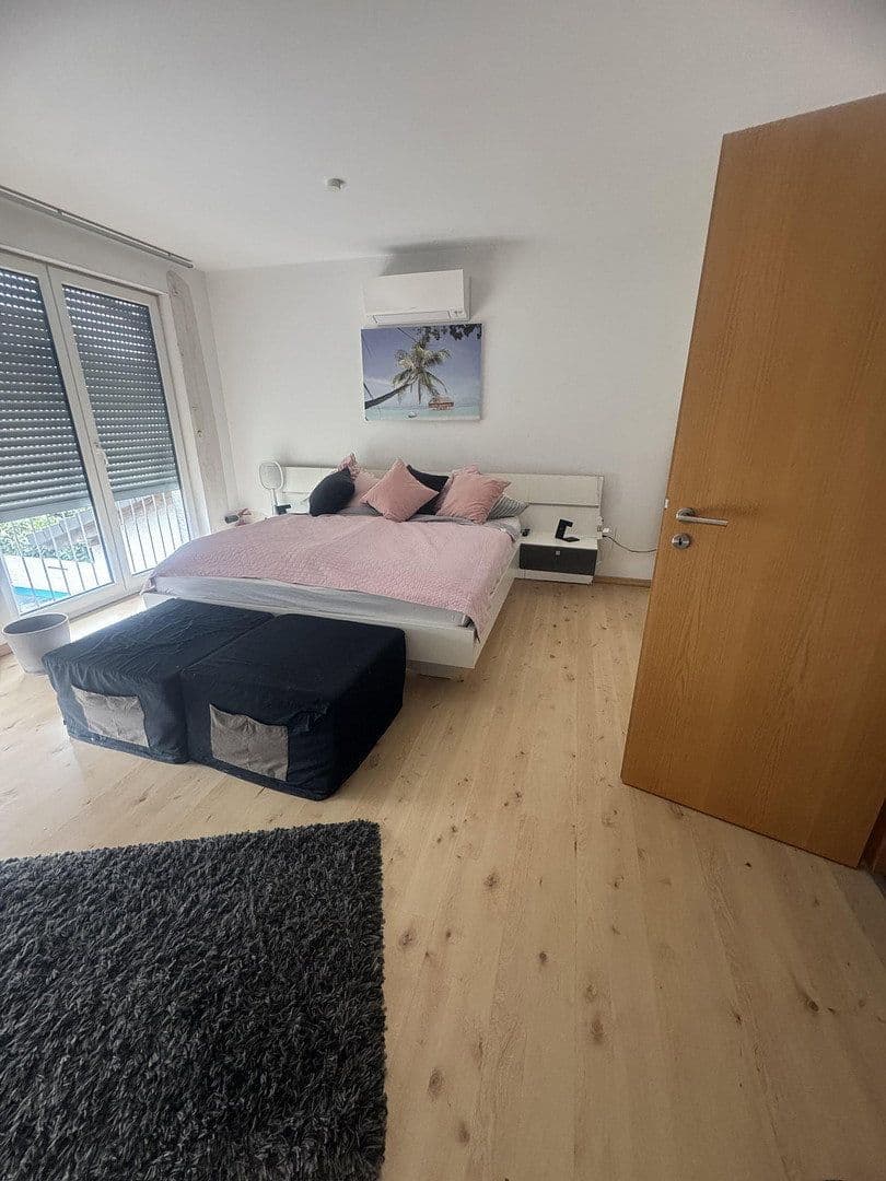Predaj domu 145 m², pozemek 291 m², Duisburg, Severné Porýnie - Westfálsko Predaj domu 145 m², pozemek 291 m², Duisburg, Severné Porýnie - Westfálsko