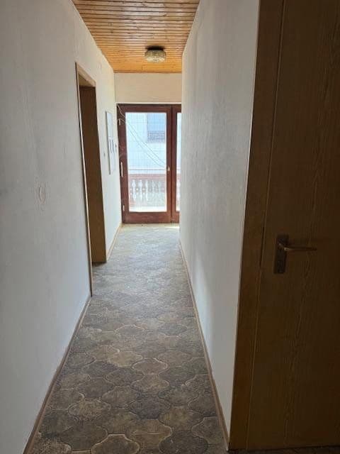 Predaj domu 125 m², pozemek 650 m², Sommerbergstraße 5, Sondheim vor der Rhön, Bavorsko Predaj domu 125 m², pozemek 650 m², Sommerbergstraße 5, Sondheim vor der Rhön, Bavorsko