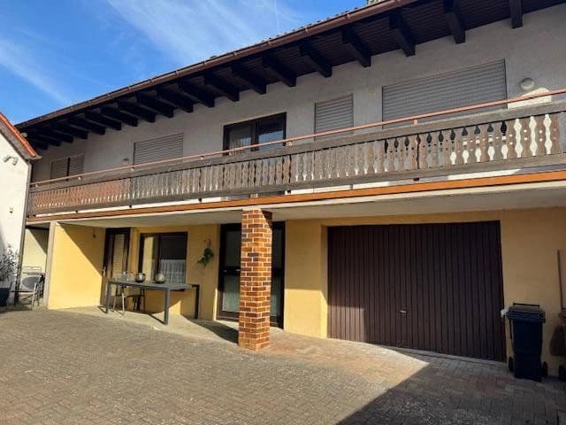 Predaj domu 125 m², pozemek 650 m², Sommerbergstraße 5, Sondheim vor der Rhön, Bavorsko Predaj domu 125 m², pozemek 650 m², Sommerbergstraße 5, Sondheim vor der Rhön, Bavorsko