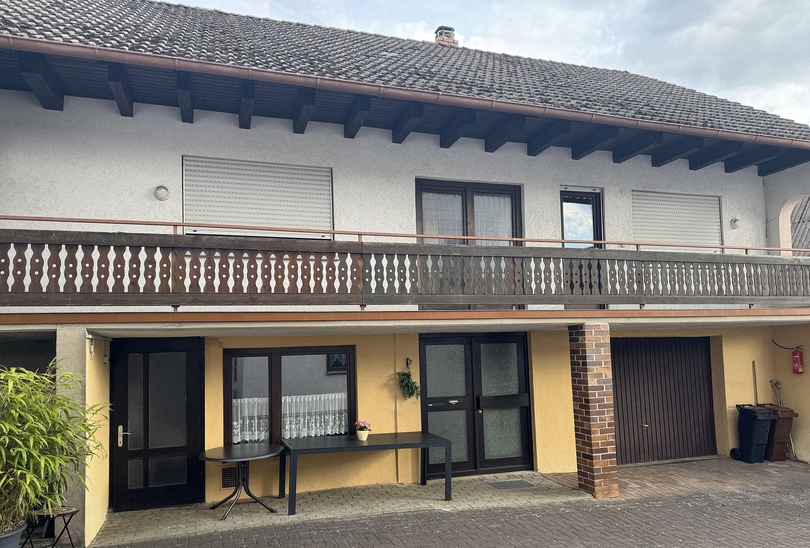 Predaj domu 125 m², pozemek 650 m², Sommerbergstraße 5, Sondheim vor der Rhön, Bavorsko Predaj domu 125 m², pozemek 650 m², Sommerbergstraße 5, Sondheim vor der Rhön, Bavorsko