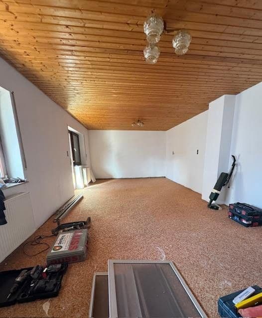 Predaj domu 125 m², pozemek 650 m², Sommerbergstraße 5, Sondheim vor der Rhön, Bavorsko Predaj domu 125 m², pozemek 650 m², Sommerbergstraße 5, Sondheim vor der Rhön, Bavorsko