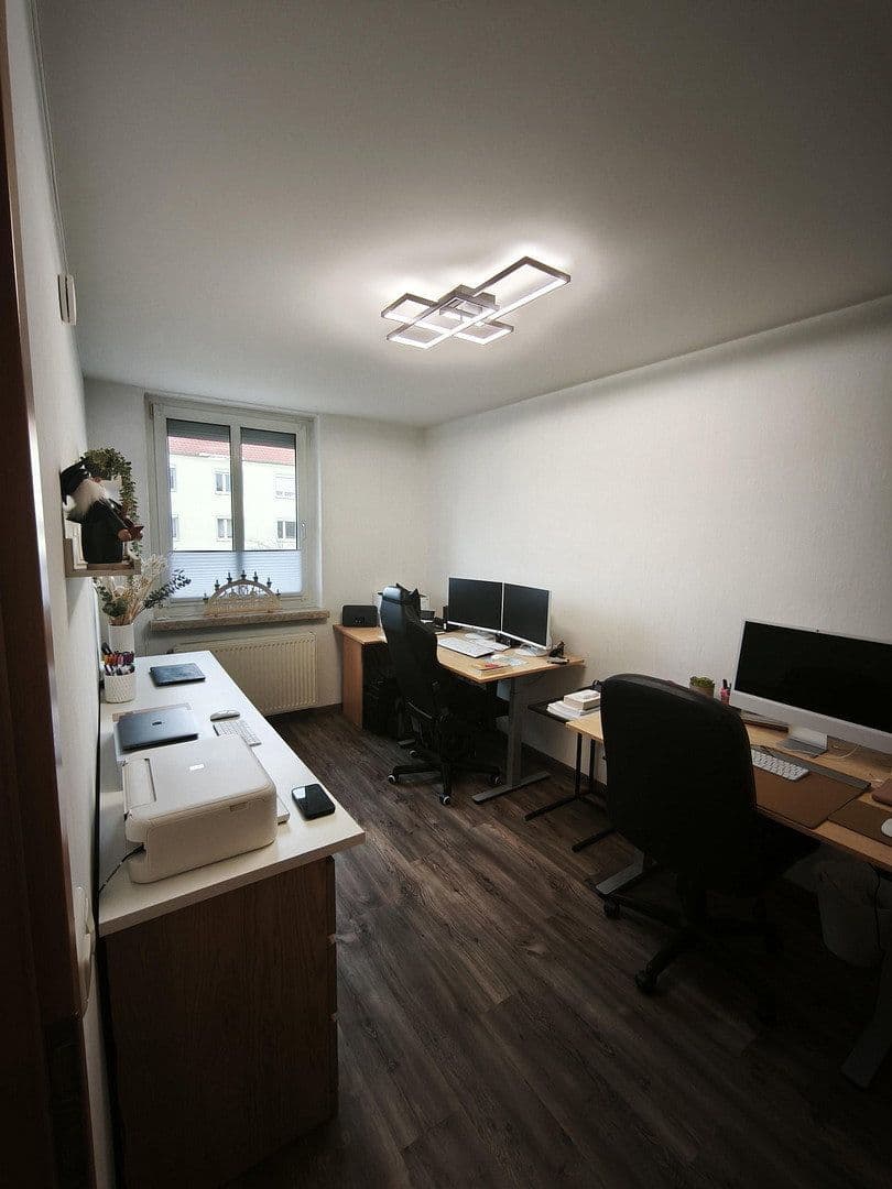 Prenájom bytu 3-izbový 65 m², Heinrich-Heine-Str. 2 a, Geithain, Sasko Prenájom bytu 3-izbový 65 m², Heinrich-Heine-Str. 2 a, Geithain, Sasko