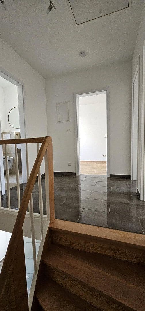Prenájom domu 85 m², pozemek 254 m², Wiesbaden, Hesensko Prenájom domu 85 m², pozemek 254 m², Wiesbaden, Hesensko