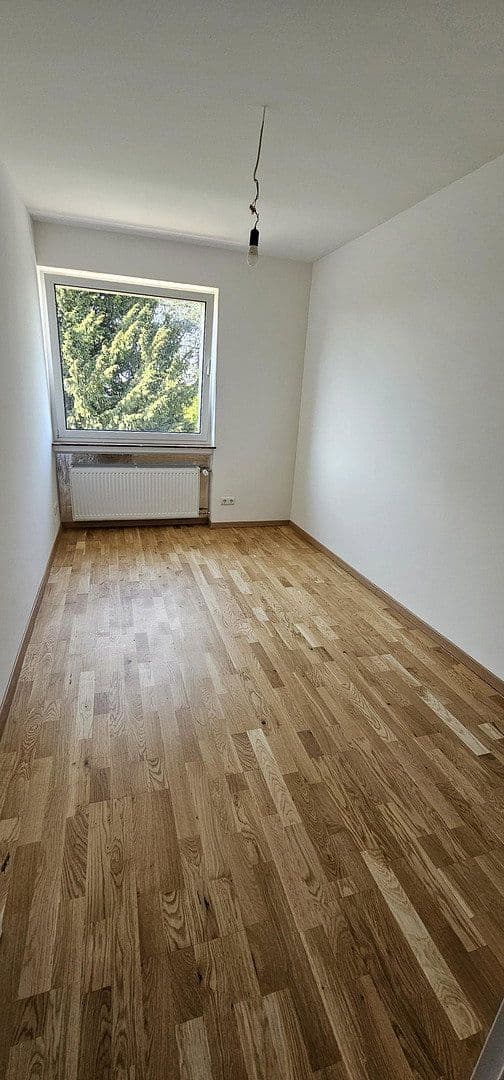 Prenájom domu 85 m², pozemek 254 m², Wiesbaden, Hesensko Prenájom domu 85 m², pozemek 254 m², Wiesbaden, Hesensko
