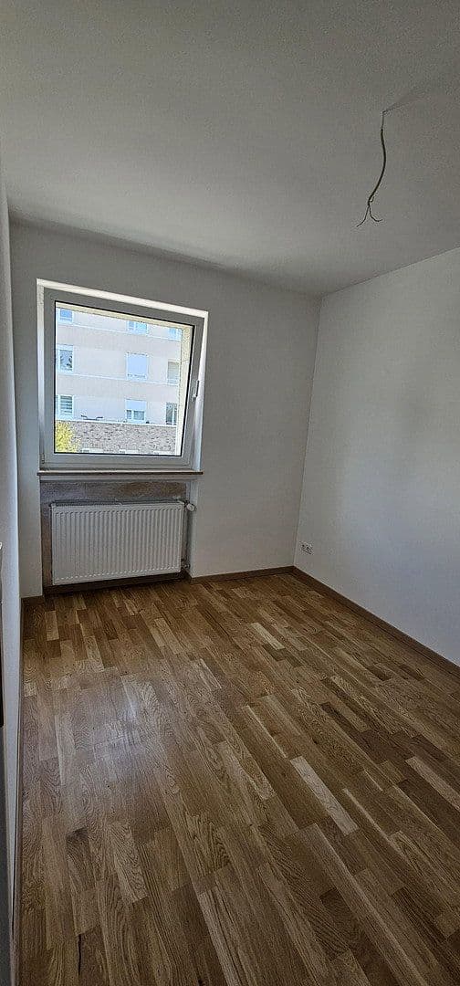Prenájom domu 85 m², pozemek 254 m², Wiesbaden, Hesensko Prenájom domu 85 m², pozemek 254 m², Wiesbaden, Hesensko