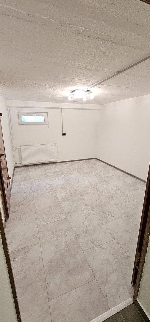 Prenájom domu 85 m², pozemek 254 m², Wiesbaden, Hesensko Prenájom domu 85 m², pozemek 254 m², Wiesbaden, Hesensko