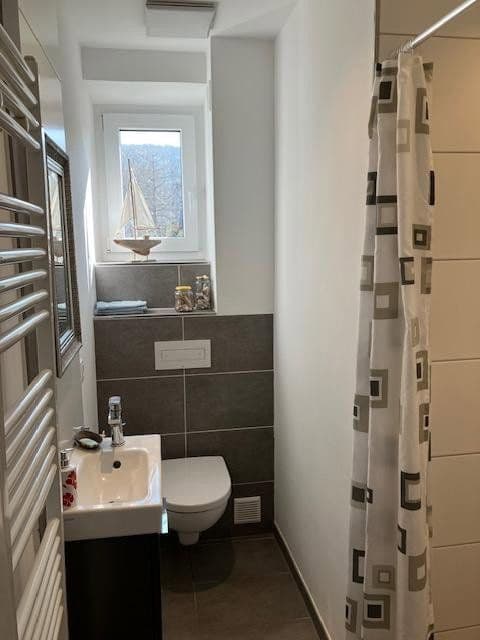 Predaj domu 196 m², pozemek 747 m², Fritz-Henkel-Str. 18, Unkel, Porýnie-Falcko Predaj domu 196 m², pozemek 747 m², Fritz-Henkel-Str. 18, Unkel, Porýnie-Falcko