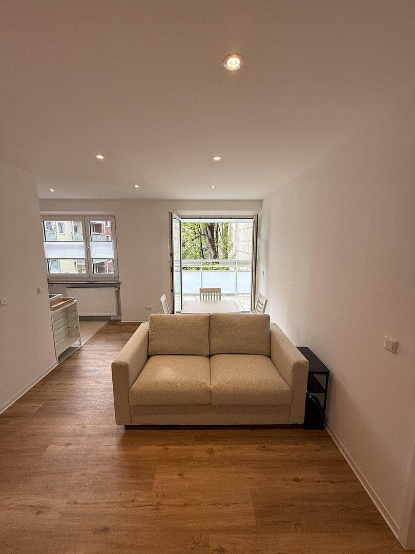 Prenájom bytu 2-izbový 48 m², Fäustlestraße 2, München, Bavorsko Prenájom bytu 2-izbový 48 m², Fäustlestraße 2, München, Bavorsko