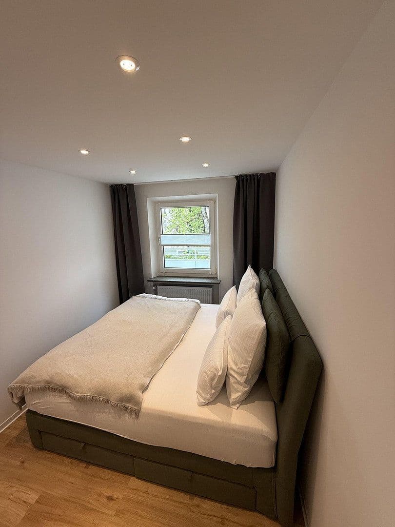 Prenájom bytu 2-izbový 48 m², Fäustlestraße 2, München, Bavorsko Prenájom bytu 2-izbový 48 m², Fäustlestraße 2, München, Bavorsko