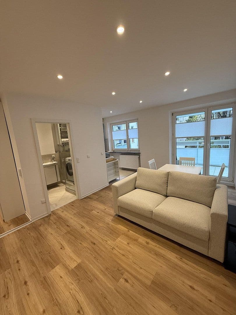 Prenájom bytu 2-izbový 48 m², Fäustlestraße 2, München, Bavorsko Prenájom bytu 2-izbový 48 m², Fäustlestraße 2, München, Bavorsko