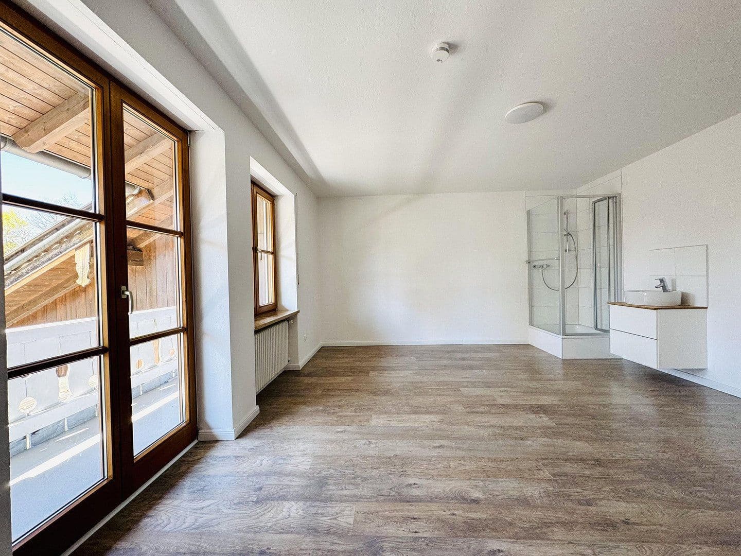 Prenájom domu 250 m², pozemek 908 m², Münsing, Bavorsko Prenájom domu 250 m², pozemek 908 m², Münsing, Bavorsko