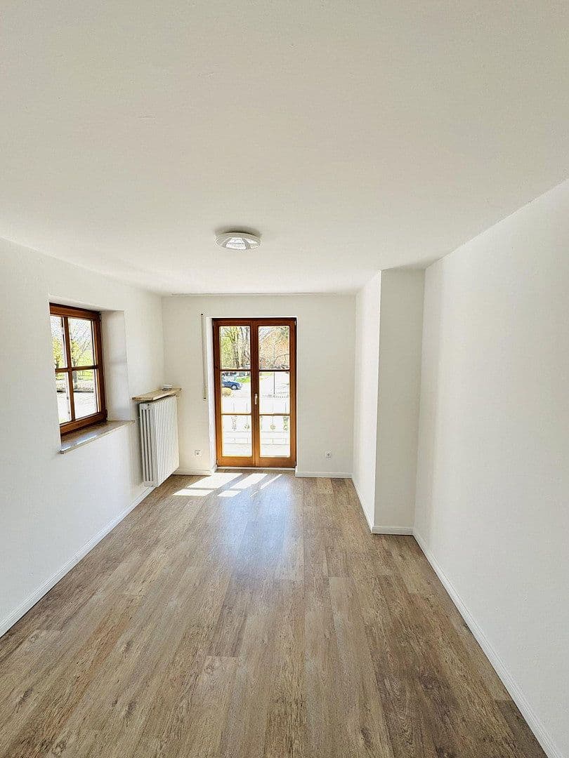 Prenájom domu 250 m², pozemek 908 m², Münsing, Bavorsko Prenájom domu 250 m², pozemek 908 m², Münsing, Bavorsko