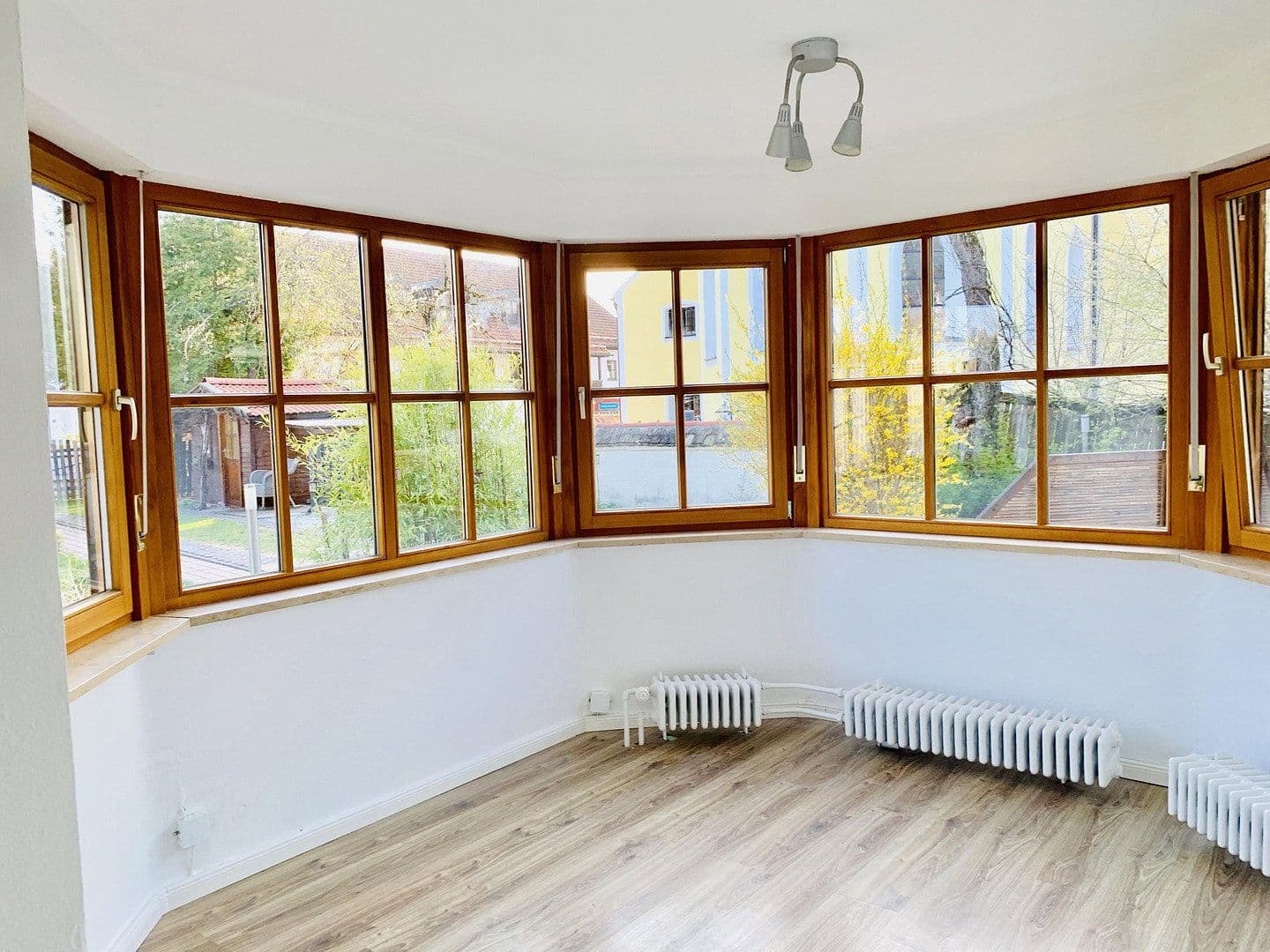 Prenájom domu 250 m², pozemek 908 m², Münsing, Bavorsko Prenájom domu 250 m², pozemek 908 m², Münsing, Bavorsko